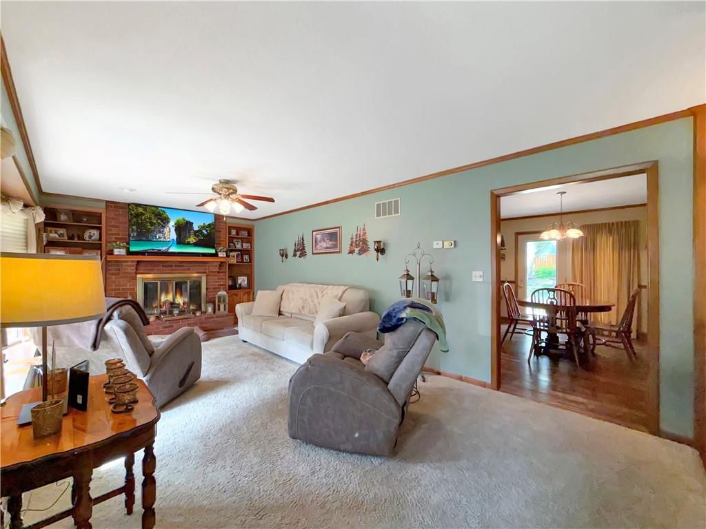 1114 Hilltop Drive — photo 2