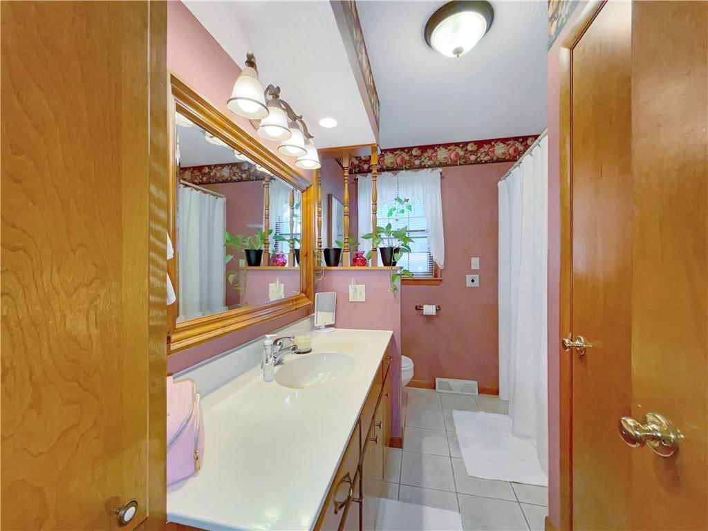 1114 Hilltop Drive — photo 14