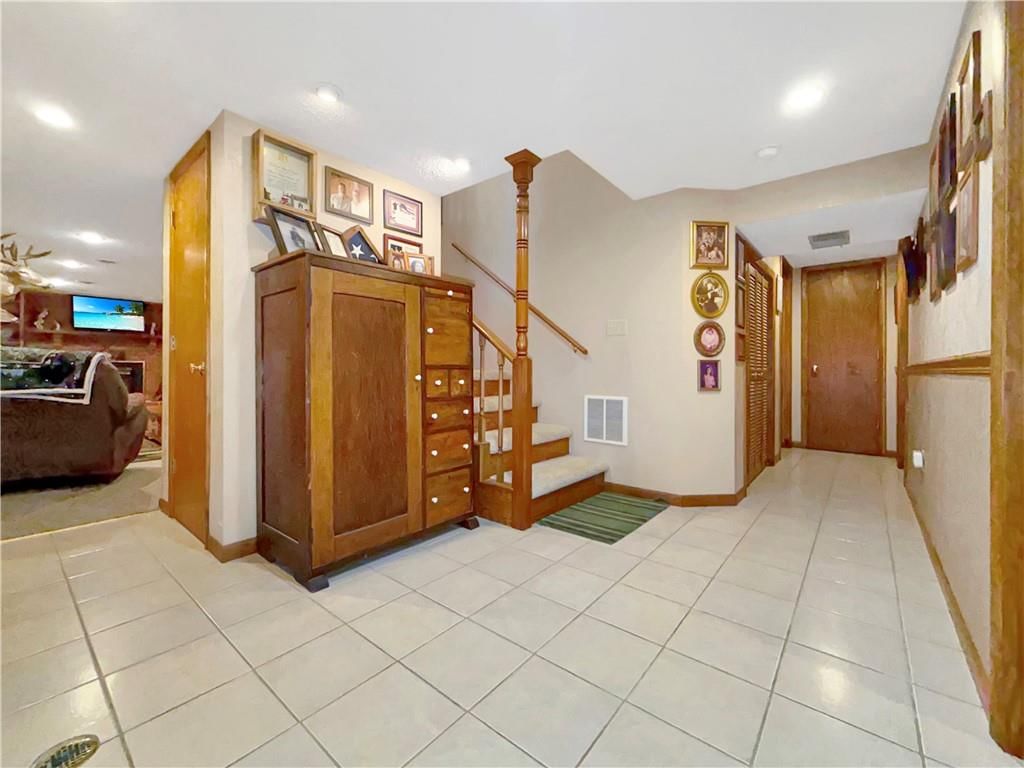 1114 Hilltop Drive — photo 18
