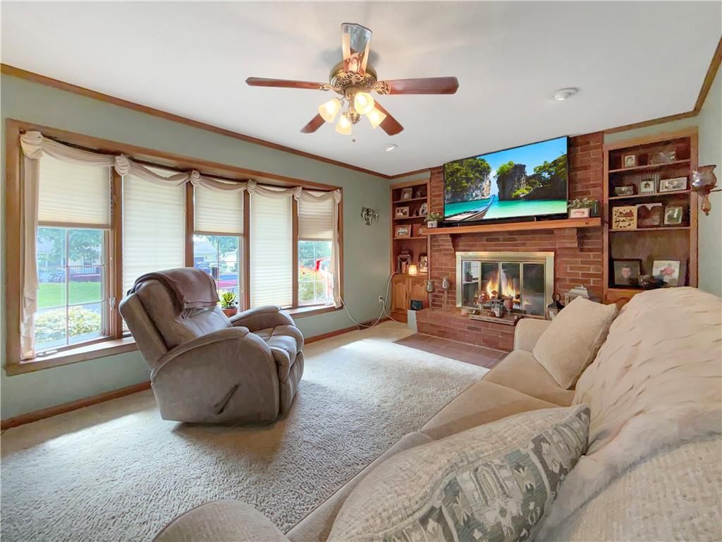 1114 Hilltop Drive — photo 3