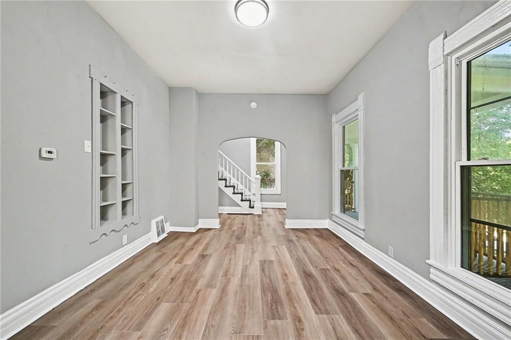 5307 Halsey Street — photo 6
