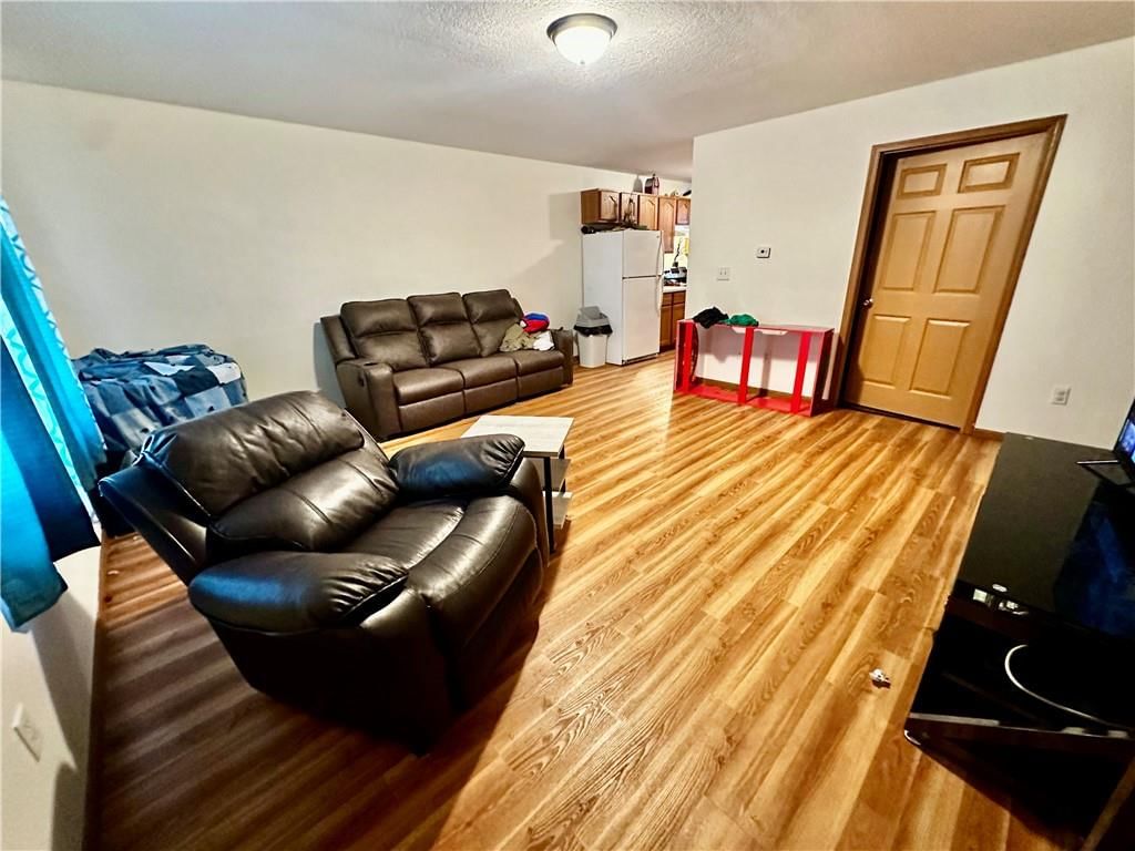 213 E 1st Street — photo 32