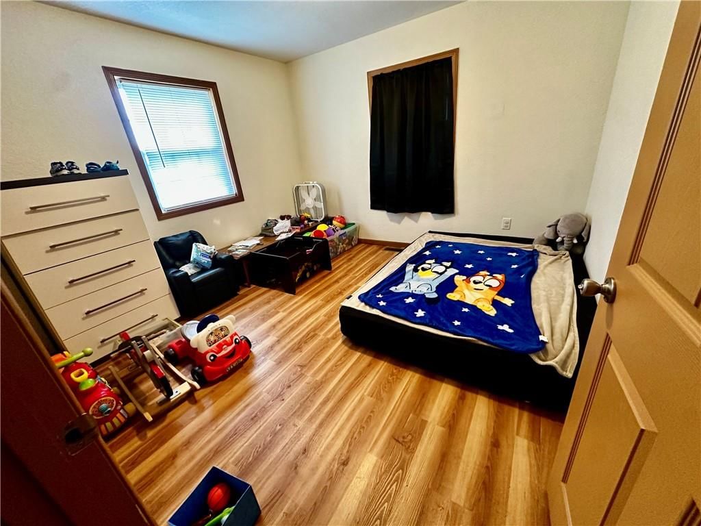 213 E 1st Street — photo 35