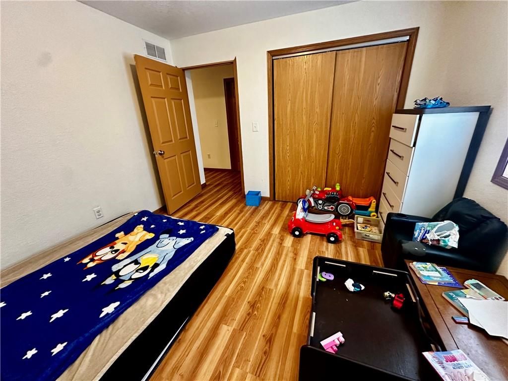 213 E 1st Street — photo 36