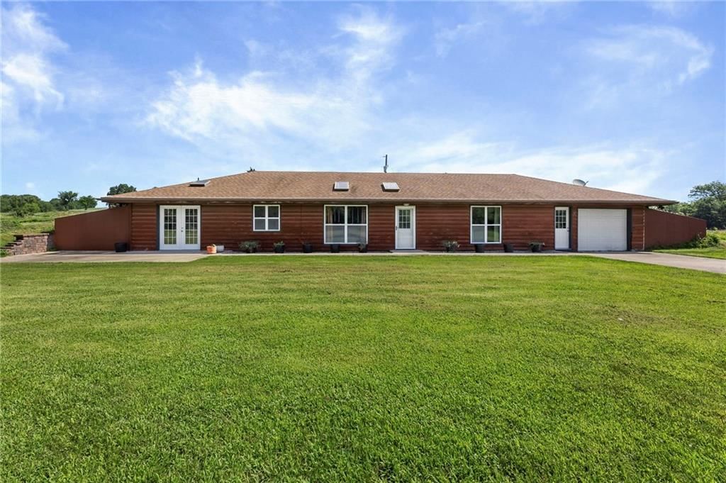 33155 Block Road, Paola, KS