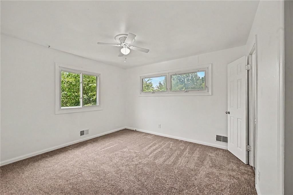 6108 N Howard Avenue — photo 11