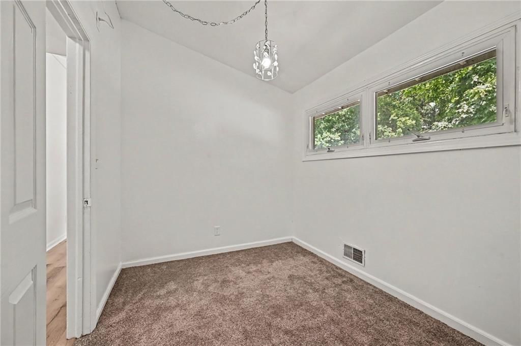 6108 N Howard Avenue — photo 18