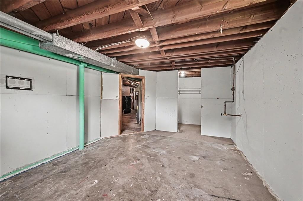 6108 N Howard Avenue — photo 20