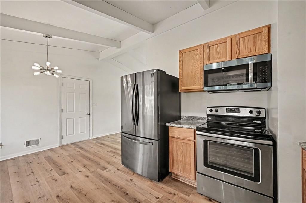 6108 N Howard Avenue — photo 10