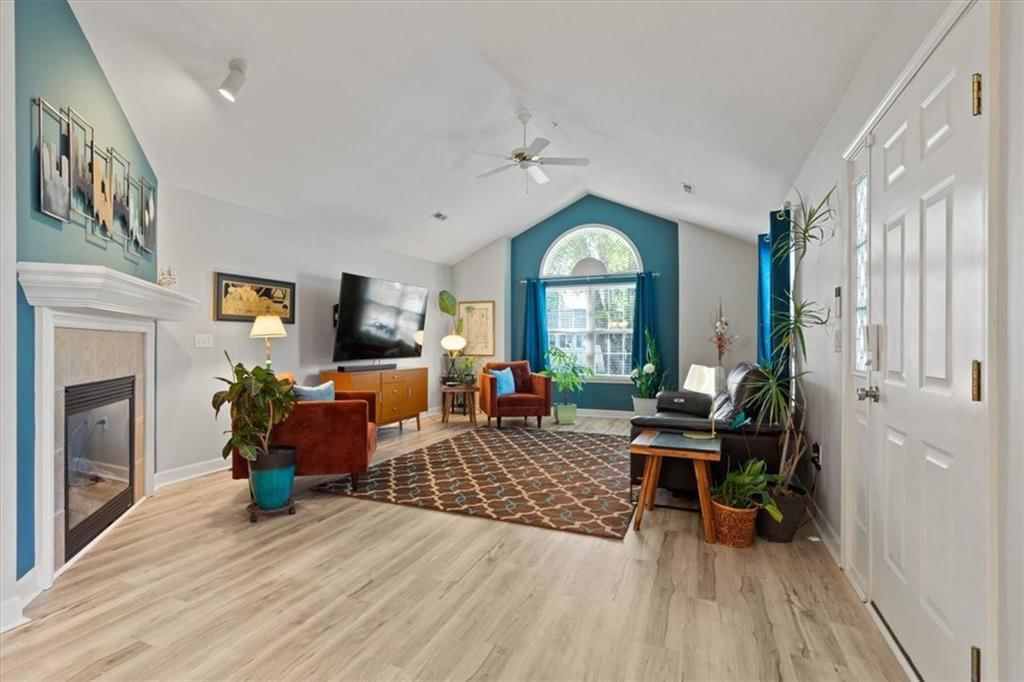 7137 Meadow View Street — photo 11