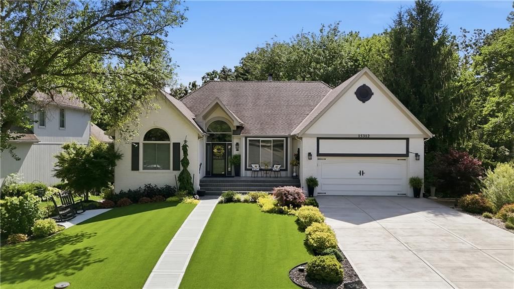 15312 Woodson Lane, Overland Park, KS