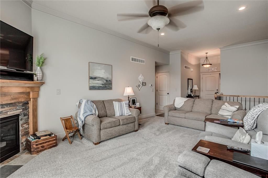 8829 N Essex Drive — photo 8