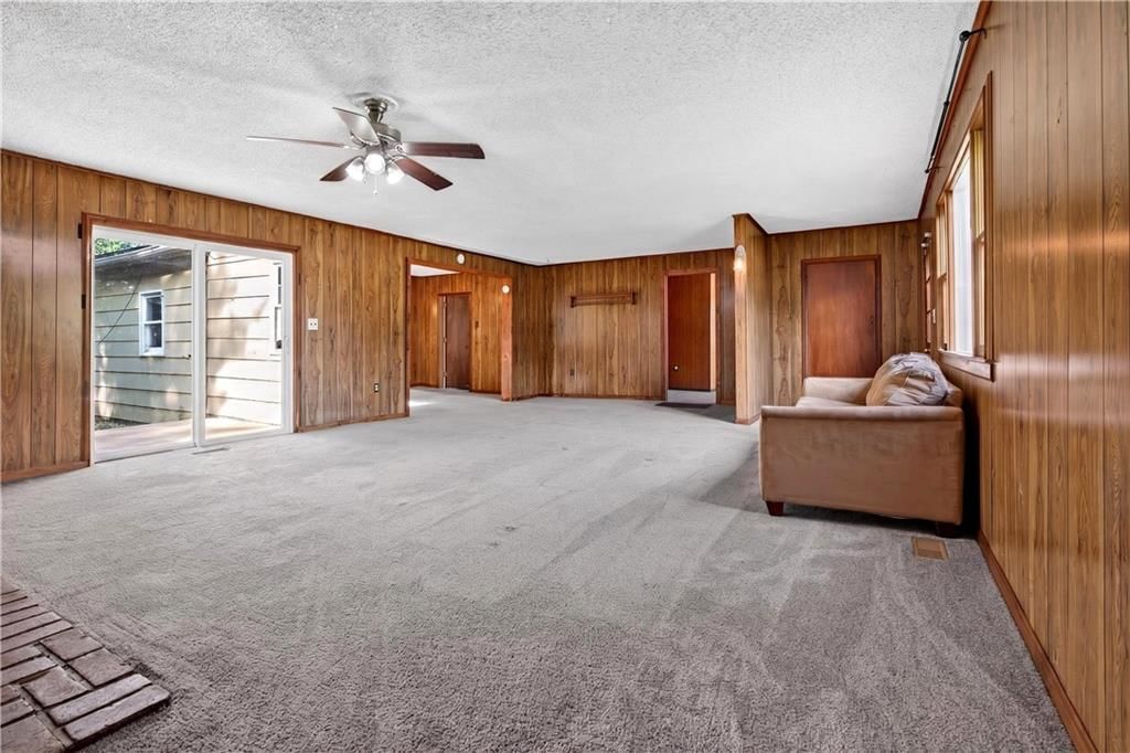 935 W Walnut Street — photo 15