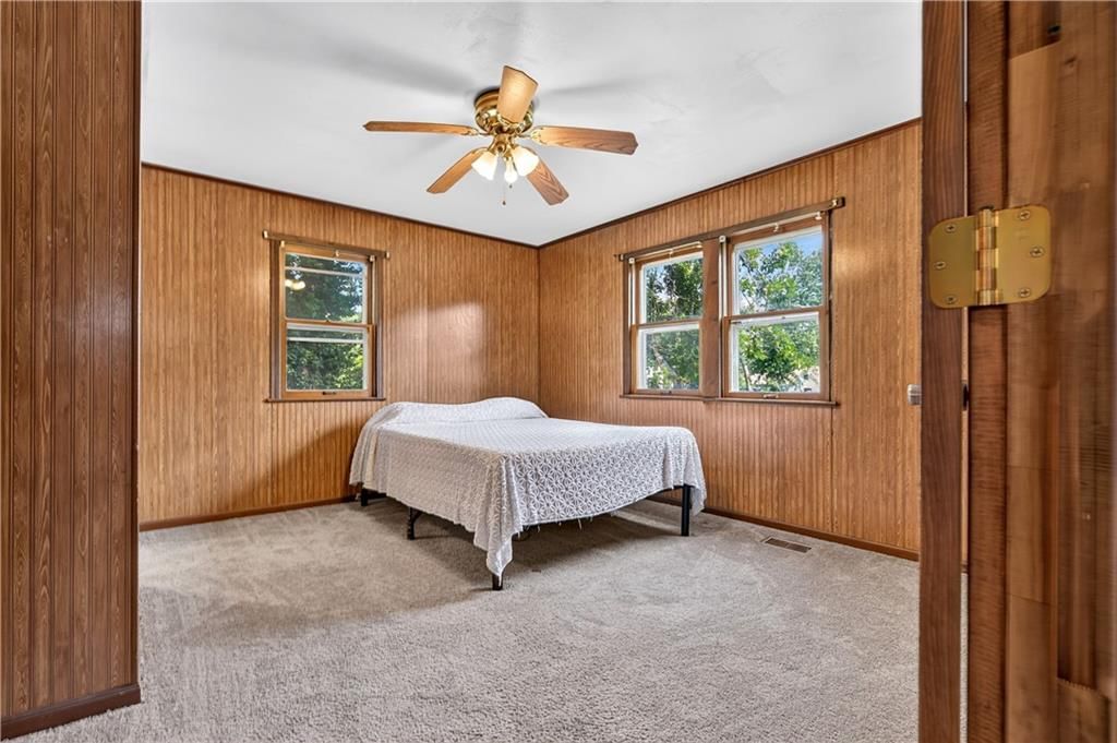 935 W Walnut Street — photo 33