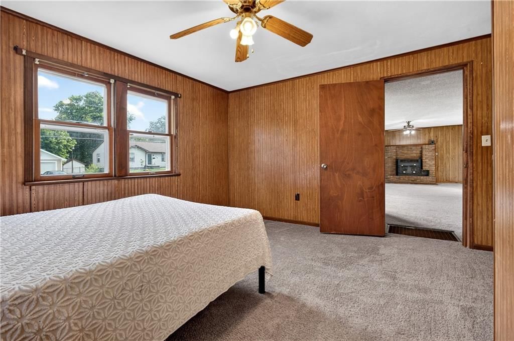 935 W Walnut Street — photo 34