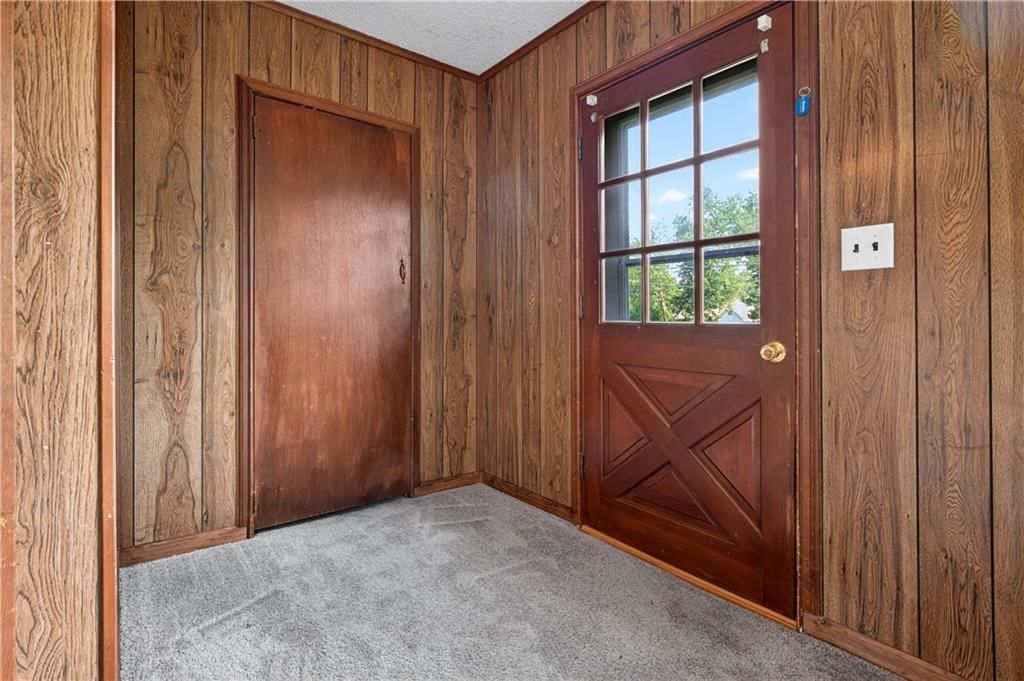 935 W Walnut Street — photo 10