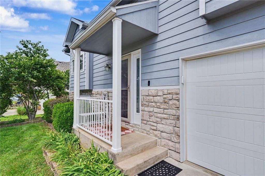 953 N Hickory Drive — photo 4