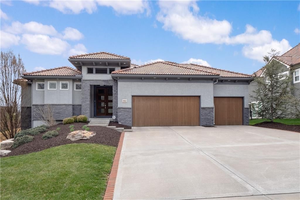 5961 N Cosby Avenue, Kansas City, MO