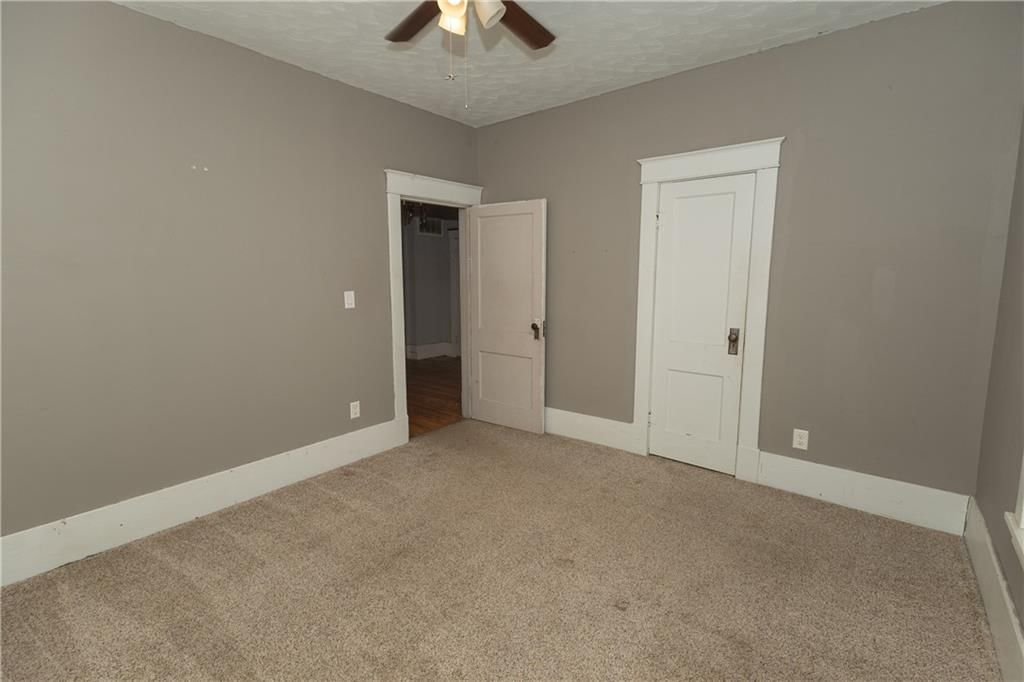304 E 4th Street — photo 16