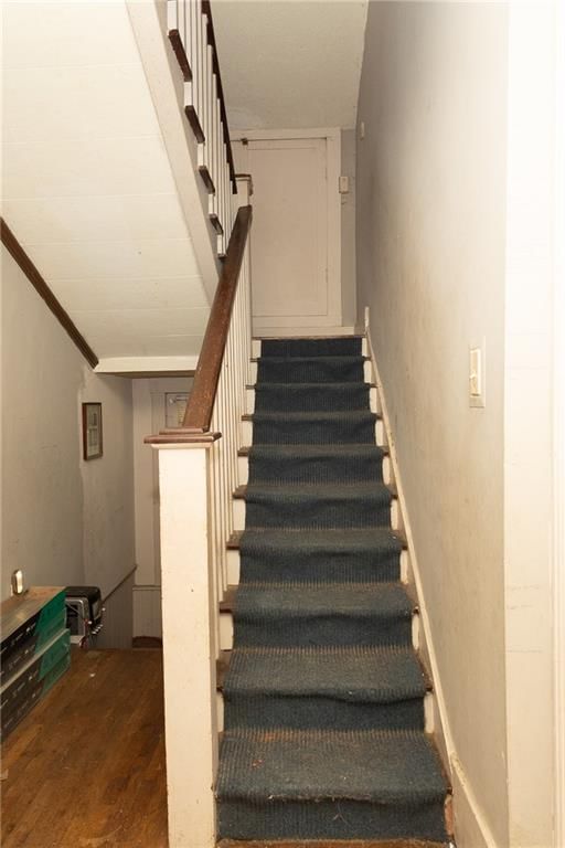 304 E 4th Street — photo 18