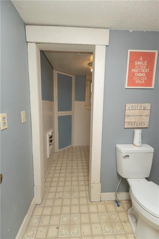 304 E 4th Street — photo 26