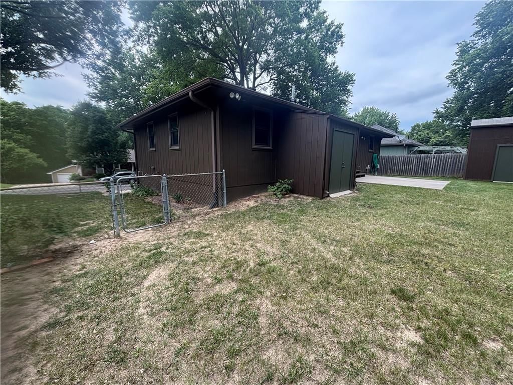 3209 N 36 Terrace — photo 9