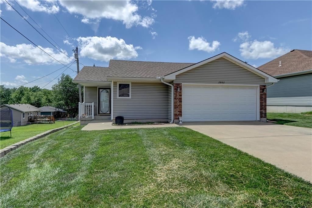 2802 Easton Street, Harrisonville