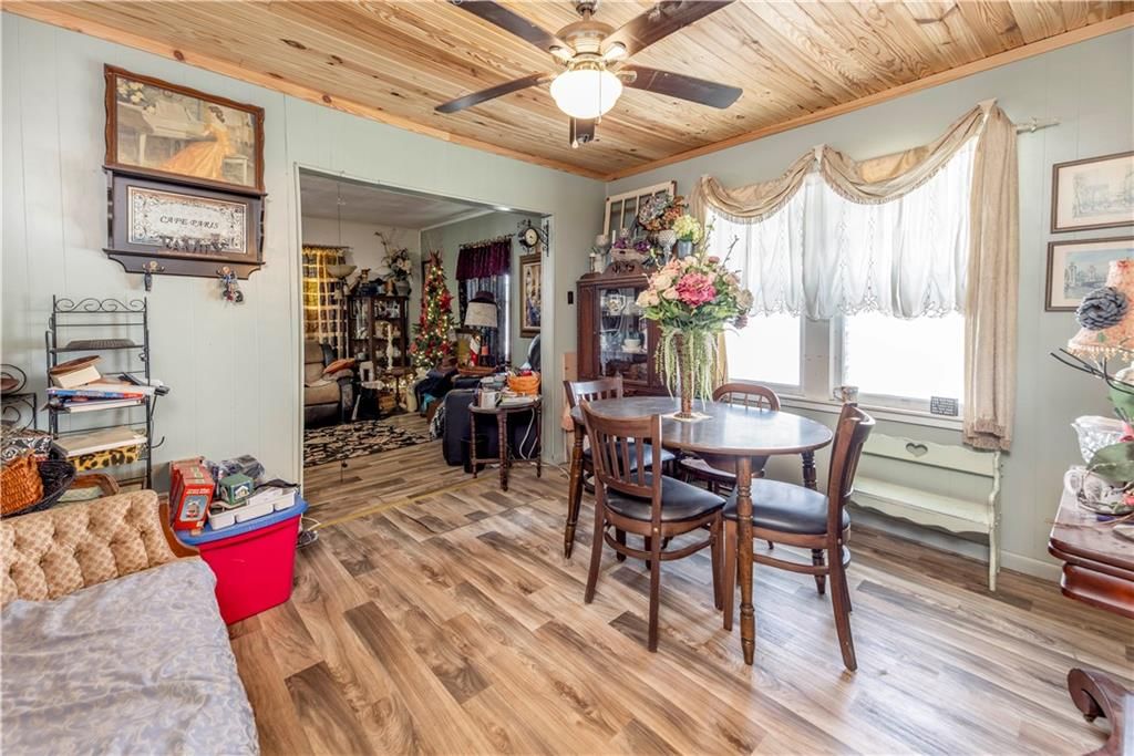 819 E Poplar Street — photo 15