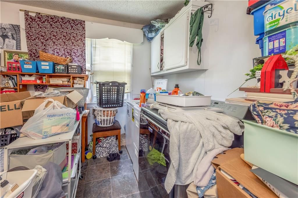 819 E Poplar Street — photo 21