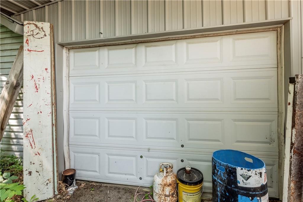 819 E Poplar Street — photo 28