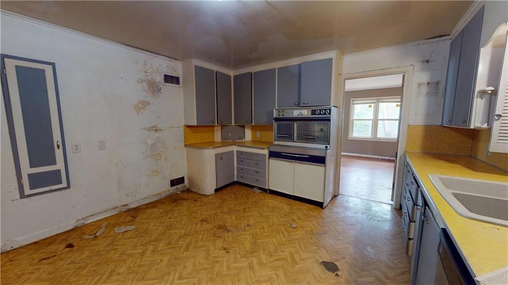811 S Main Street — photo 12
