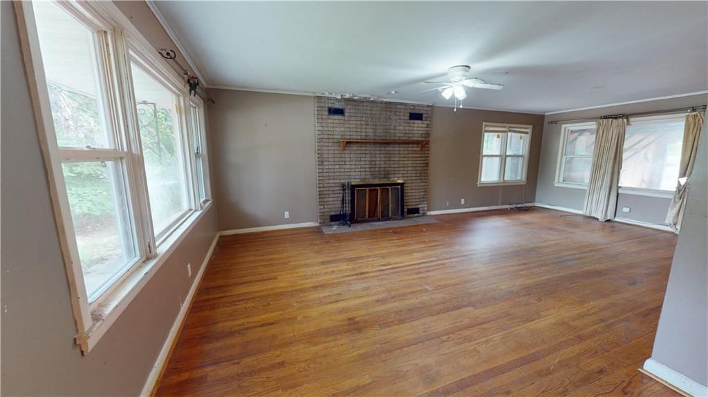 811 S Main Street — photo 7