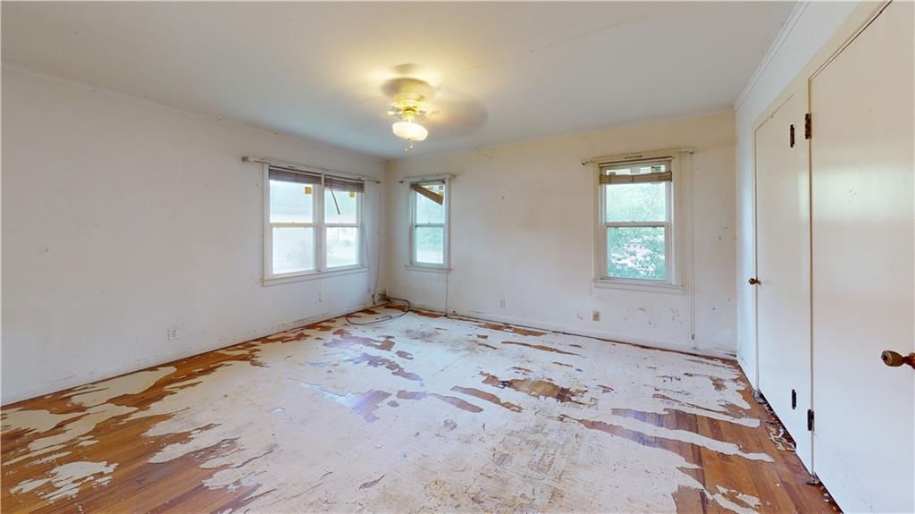 811 S Main Street — photo 18