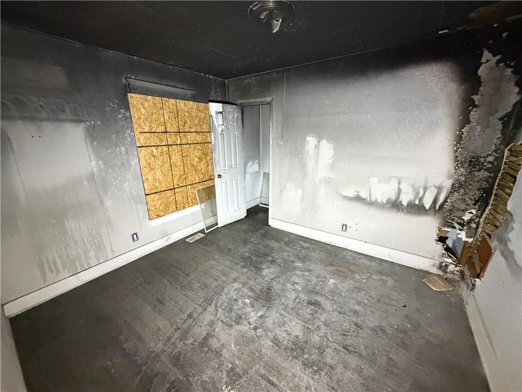 203 N Crysler Avenue — photo 10