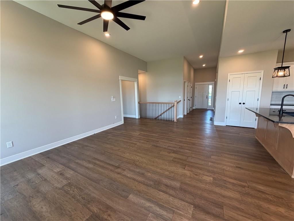 524 Skyview Lane — photo 10