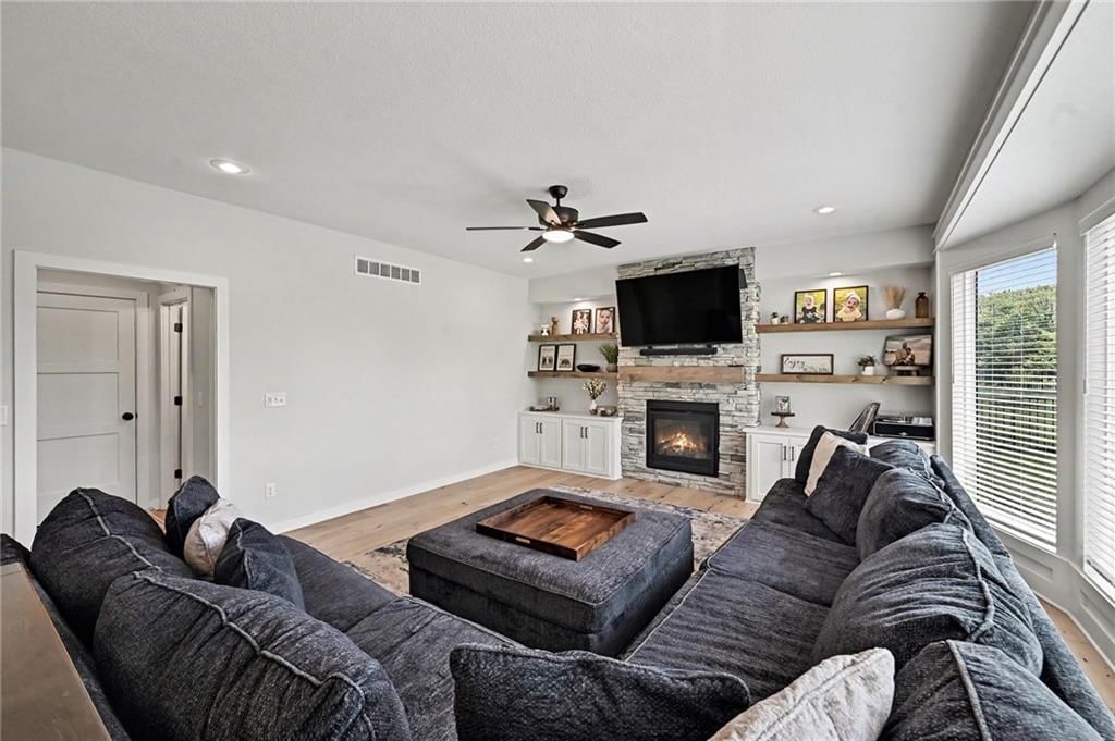 12760 N Imperial Drive, Platte City, MO
