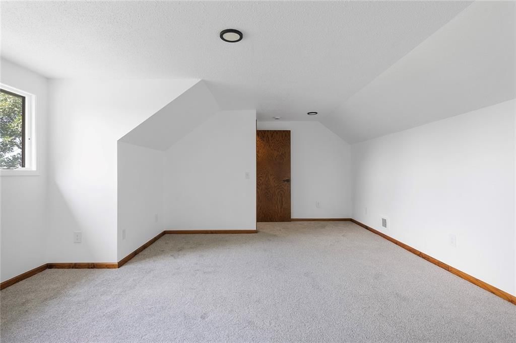 11118 Shach Creek Road — photo 23