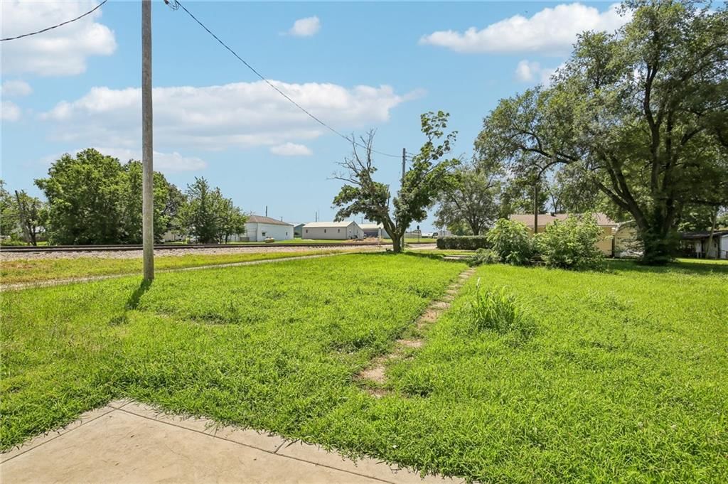 112 W Pine Street — photo 28