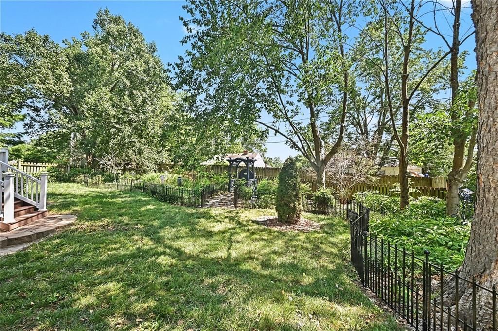 4203 NE 57th Terrace — photo 44