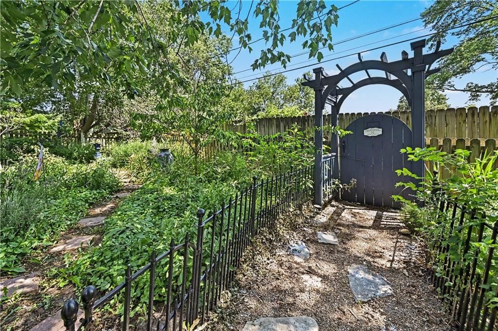 4203 NE 57th Terrace — photo 45