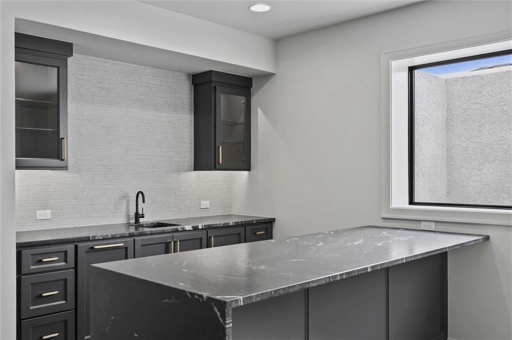 2944 W 133rd Terrace — photo 33