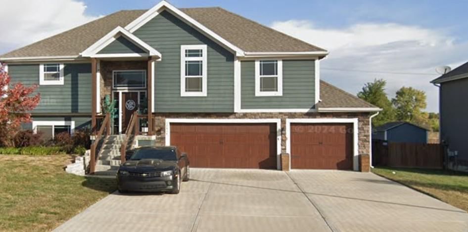12814 Lathrop Avenue, Kansas City, KS