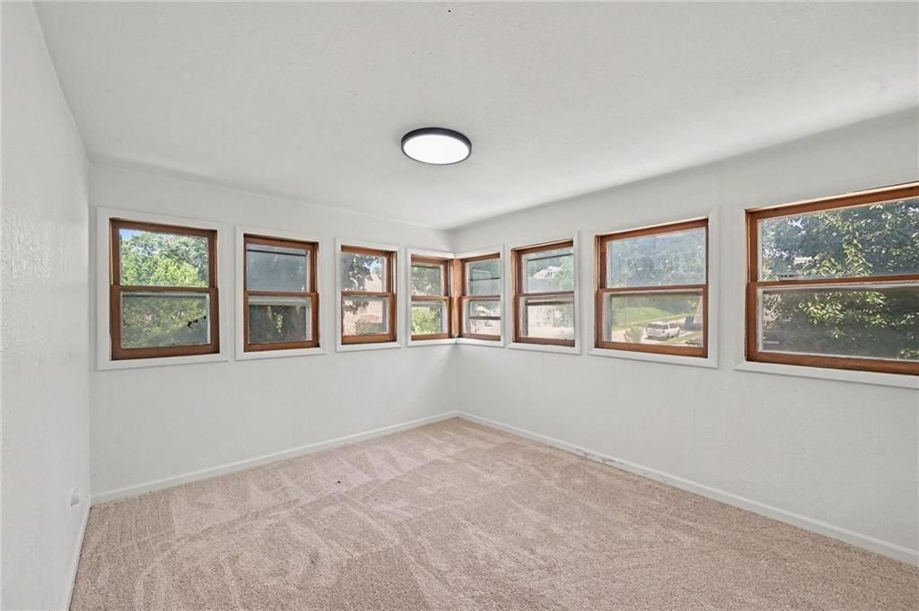 2706 Penn Street — photo 17