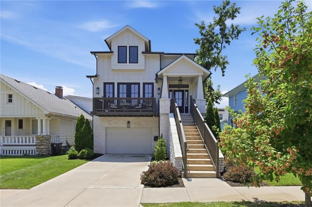 733 W 44th Terrace, Kansas City, MO