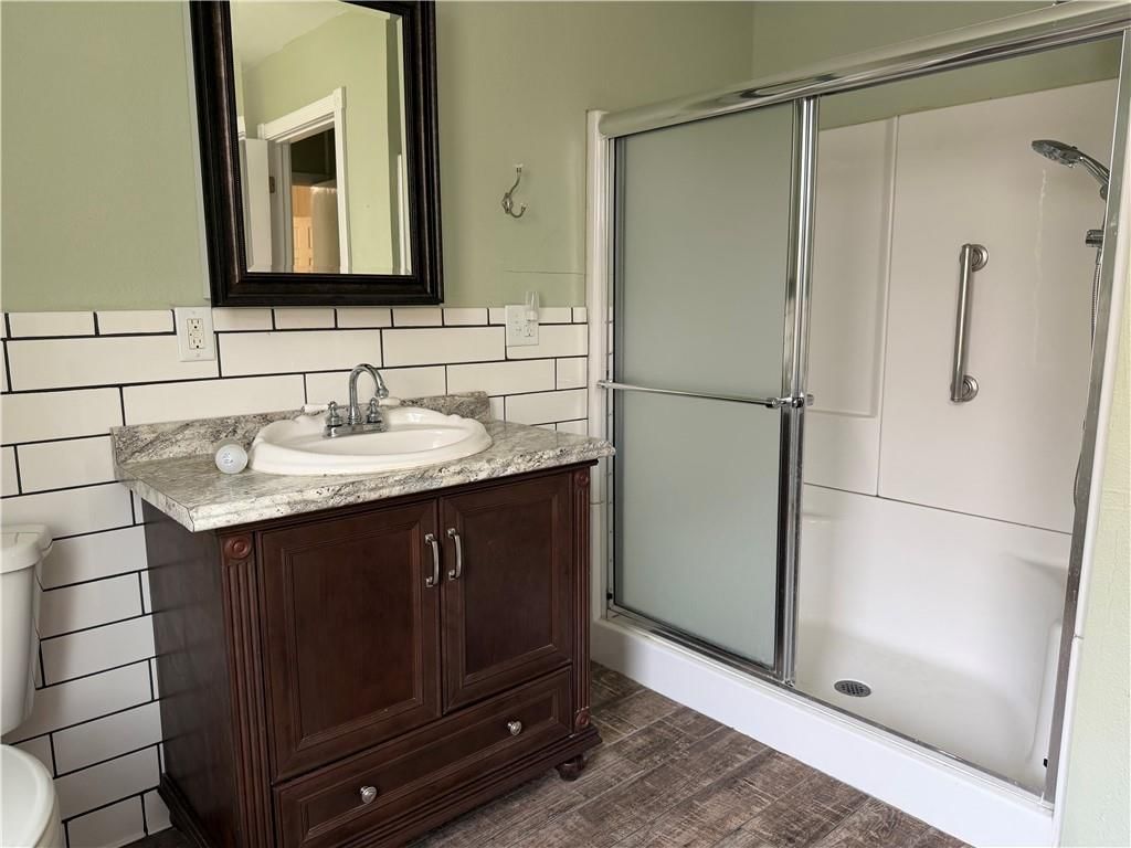 402 S Spring Street — photo 24