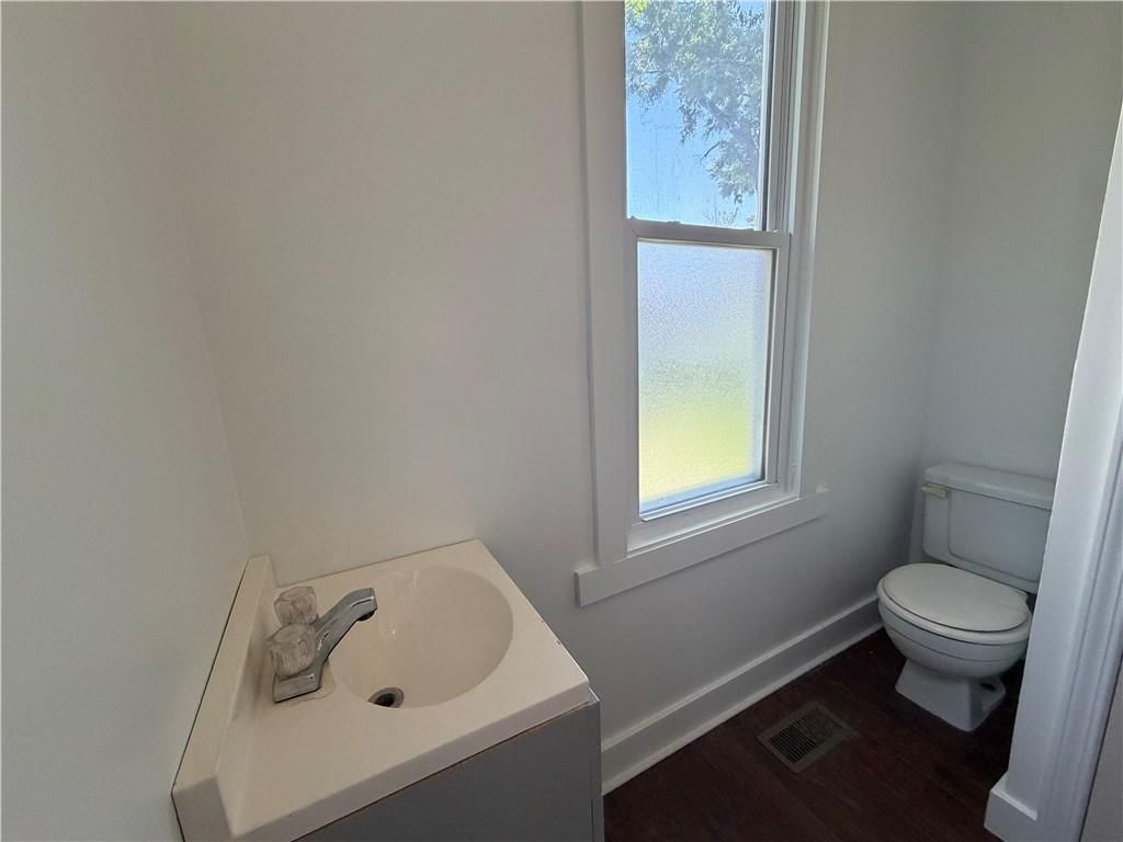 402 S Spring Street — photo 29