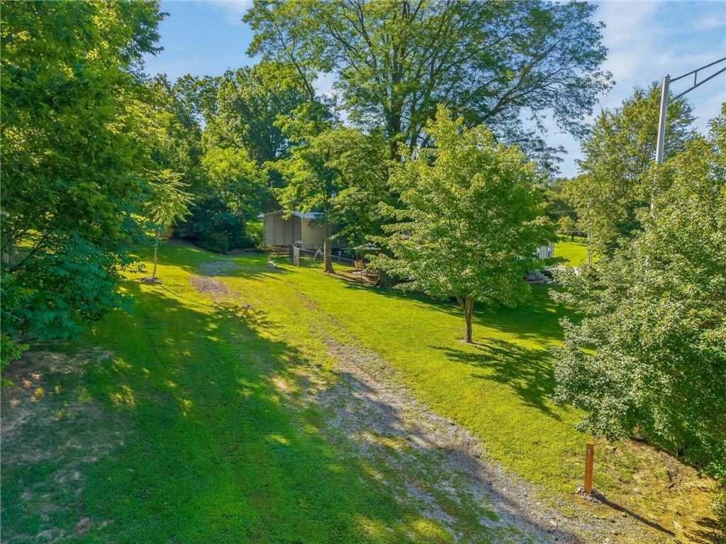 4625 N Bennington Avenue — photo 4