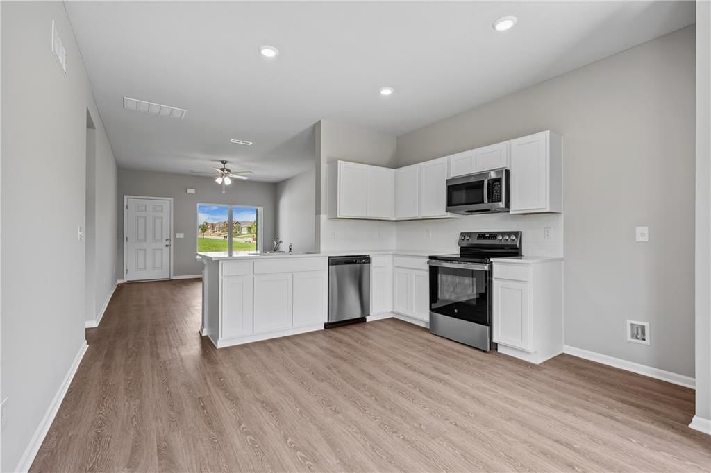 19515 Lincoln Street — photo 8