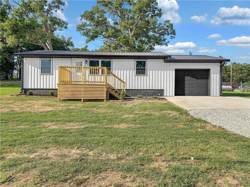 26657 Waterview Drive — photo 1