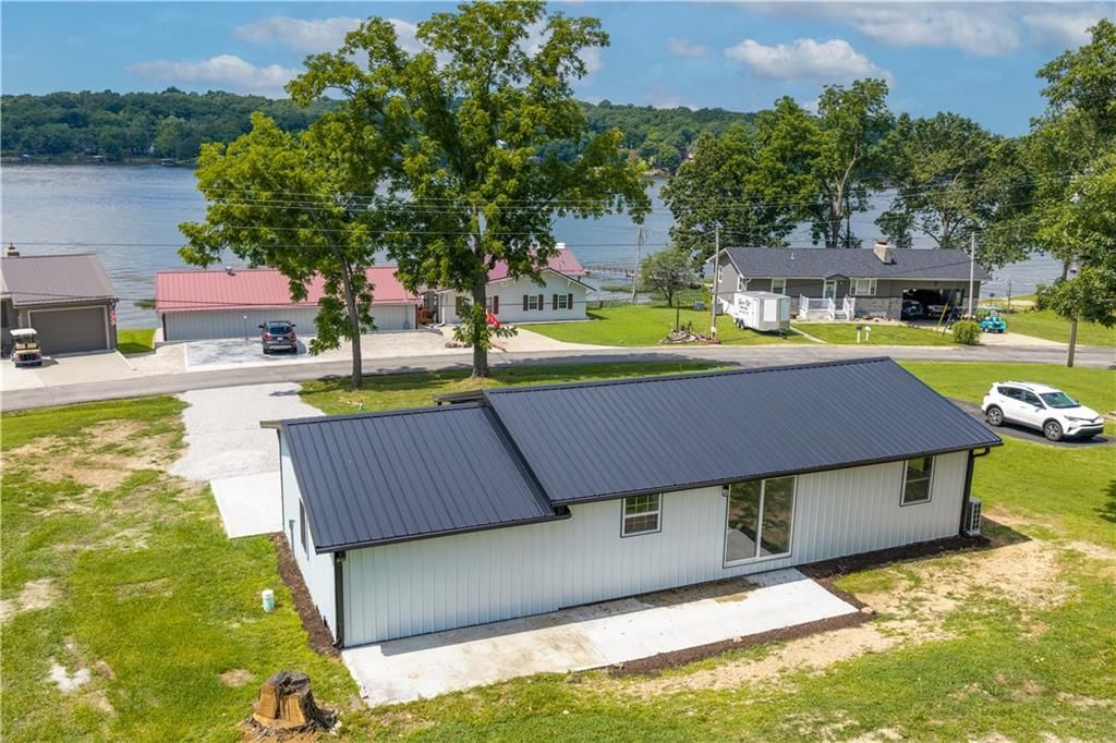 26657 Waterview Drive — photo 8